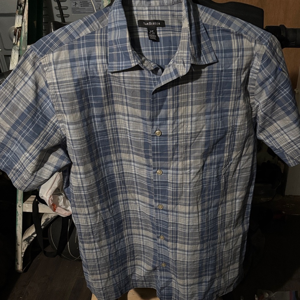 Van Heusen Men's Casual Blue and White Plaid Shirt